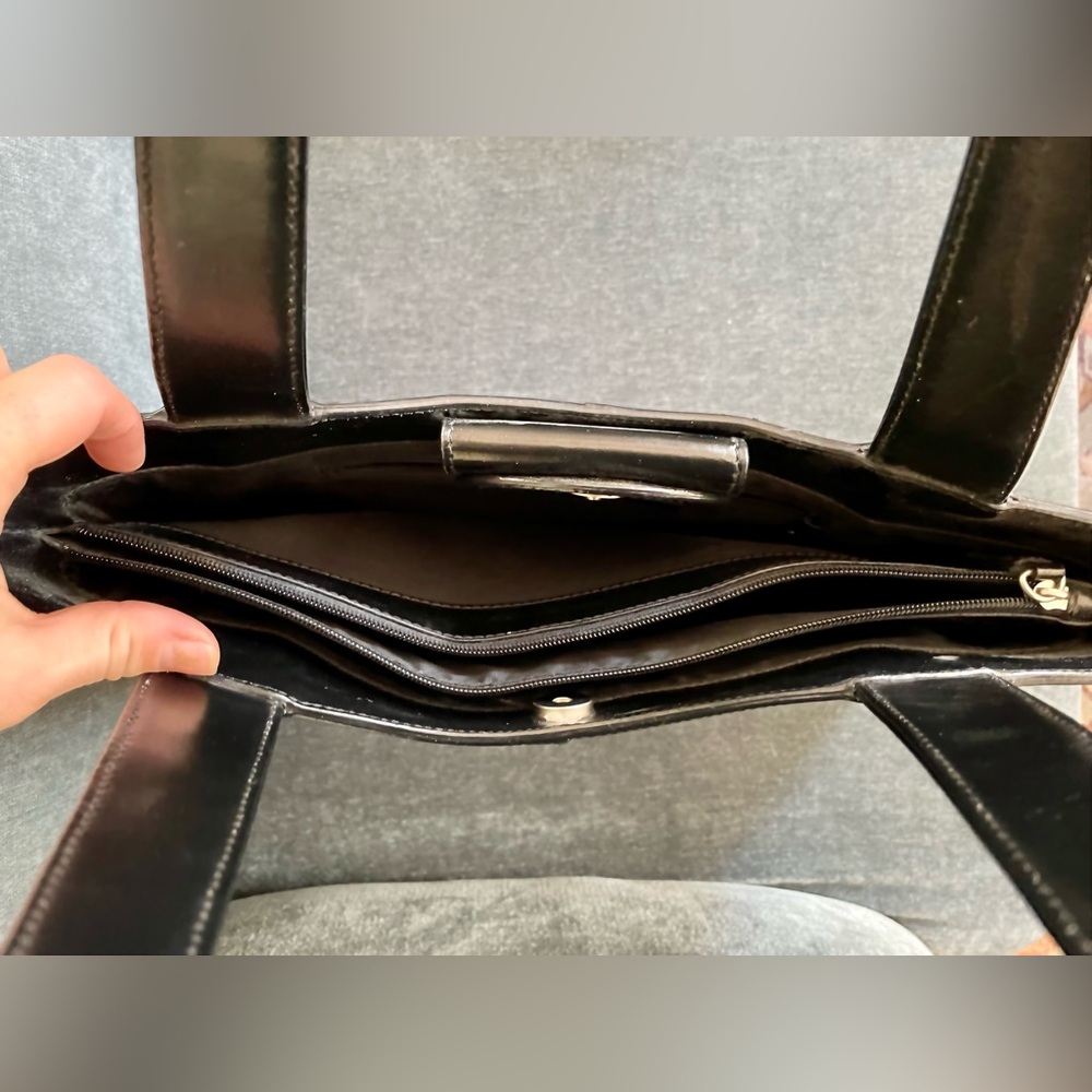 Kenneth Cole Handbag - Picture 9 of 9